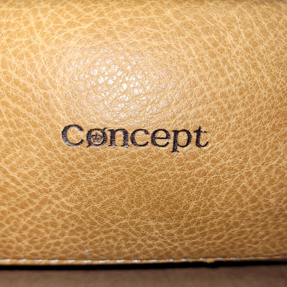 Concept brand Tan Shoulder Bag And Wallet. - Picture 13 of 16